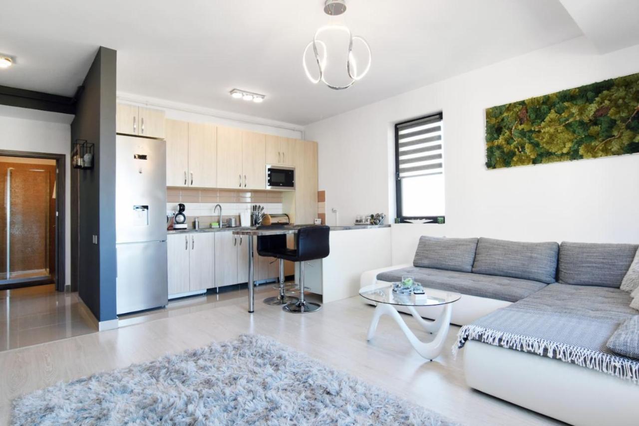 Luxor Apartment Otopeni Εξωτερικό φωτογραφία