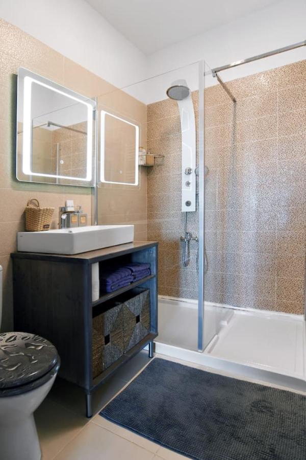 Luxor Apartment Otopeni Εξωτερικό φωτογραφία